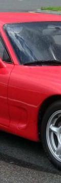 MAZDA RX 7 IV  Spécifications techniques
